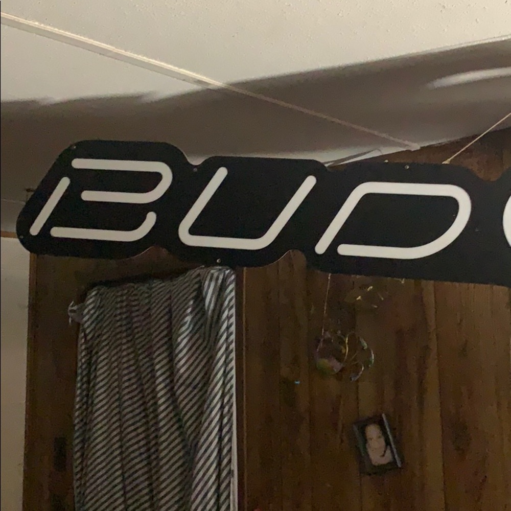 Sign - Picture 2 of 3